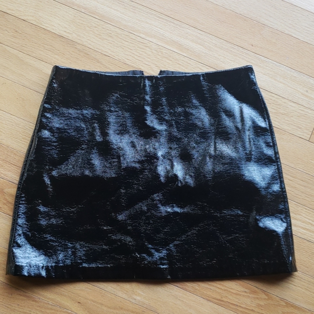 Forever 21 Patent Pleather mini skirt
